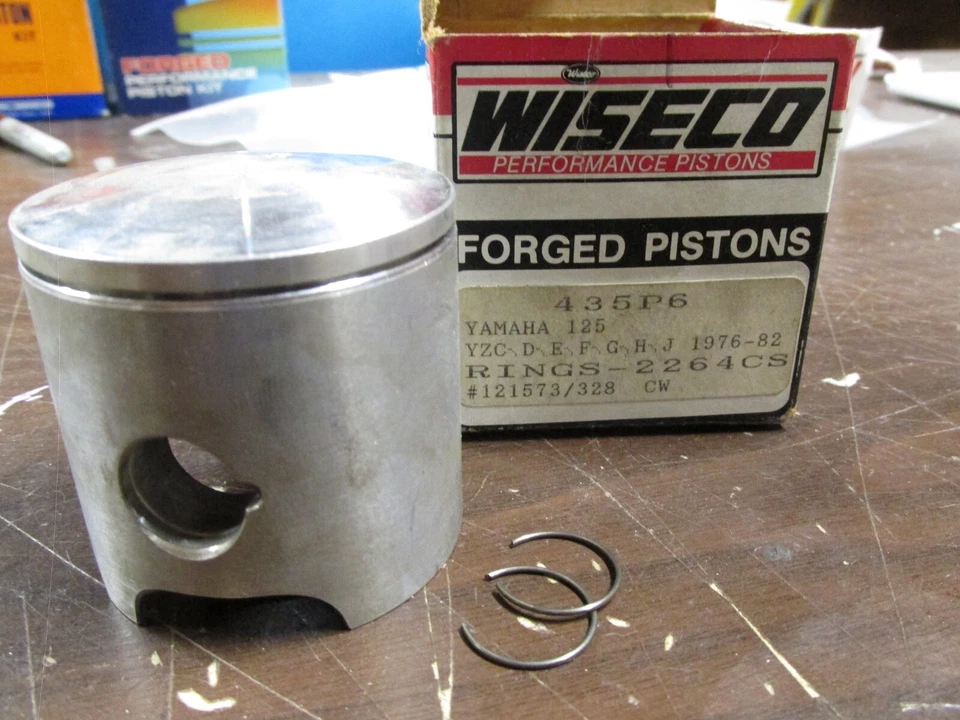 Wiseco NOS piston 859M05400 - Image 1 of 1