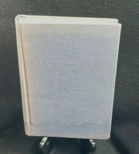 Vtg. 1971 Hardcover Book The Pictorial Encyclopedia Of Antiques Hamlyn Publisher - Picture 1 of 7
