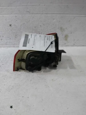 Used Right Outer Tail Light Assembly fits: 2006 Audi A4 Sdn quarter panel mounte - Image 1 of 4