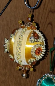 Adorno de pasador de colección bola de satén lentejuelas cuentas grandes hechas a mano perlas con joyas - Imagen 1 de 9