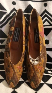 Vintage Stuart Weitzman Suede/Leather Kitten Heel Geometric 1990s (Size: 8) - Picture 1 of 19