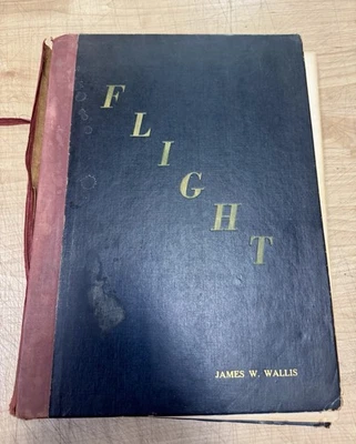 Flight Donald Douglas Aircraft Company Scrapbook With Pictures Personalized - Imagem 1 de 4