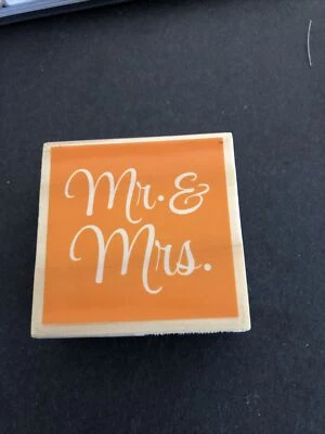 Nuevo álbum de recortes de invitaciones de boda Hampton Art sello de goma montado en madera Mr & Mrs NUEVO Foto 1 de 4