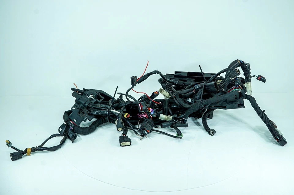 15 Harley Electra Ultra Touring FLHTK OEM cableado principal arnés telar ABS 1312 Foto 1 de 4