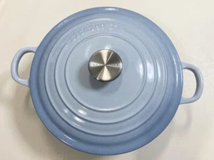 Le Creuset Cocotte Risottotopf 24 cm 9,5" 3,5 qt Küstenblau Emaille Gusseisen - Bild 1 von 9