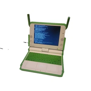 Retro X86 Rugged XO One Laptop Linux ? With Gnome Os & Powers On Untested - Picture 1 of 11