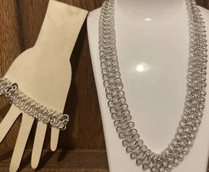 Silver Toned Infinity Chain Necklace And Bracelet Set - Picture 1 of 6