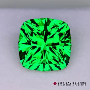 30.40ct LAB Vanadium YAG  – Yttrium Aluminum Garnet - Czochralski - Picture 1 of 2