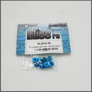 BLI075BL Bliss Dadi M3 Flangiati Blu Chiaro Autobloccanti (10pc) - Imagen 1 de 1