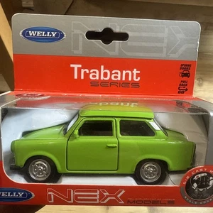 Welly Trabant 601 Scale 1:34-1:39 Diecast Model Car Green Boxed - Picture 1 of 2