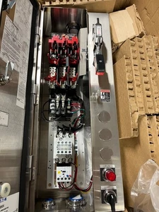 Eaton Cutler Hammer ECN1814CHC Size 1 Stainless Motor Starter Disconnect - NEW - Picture 1 of 2