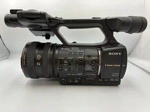 Sony HXR-NX5J Black Camcorder Video Camera Professional AVCHD 20x Zoom Japanese - Picture 1 of 24