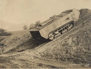 WWI France Saint Chamond Early Model Heavy Tank Old Photo 1916 - Imagen 1 de 3
