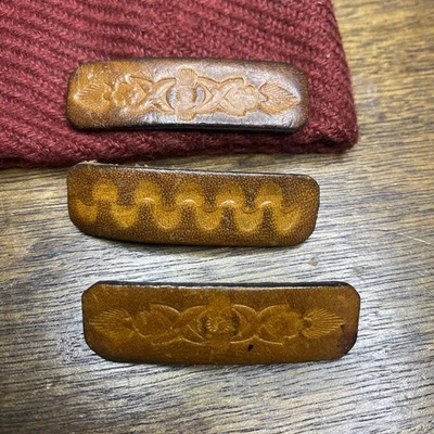 Conjunto de 3 prendedores de cabelo de couro vintage feitos à mão Barrettes  - Imagem 1 de 4