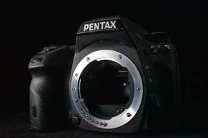 [1 Yr Warranty] Pentax K-5 Mark II DSLR Digital Camera Body Black Japan 8058 - Picture 1 of 18