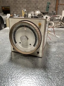 Honeywell Dialatrol Controller 45-02-25-09 Lot of (2) One For Part Only - Picture 1 of 8