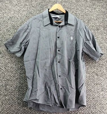 Camisa Polo Assoc Abotonada EE. UU. Negra Blanca Para Hombres Talla 1XL Cuello Botón Foto 1 de 4