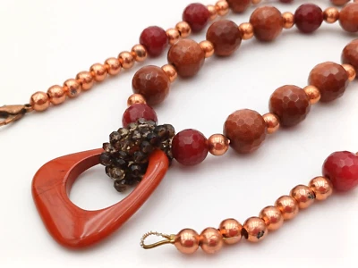 DIASPRO E PIETRA DEL SOLE COLLANA PERLE E PENDENTE NATURALE - Immagine 1 di 4