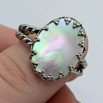 Винтажное регулируемое кольцо из овальной перламутровой проволоки сделано в Германии  - Изображение 1 из 4