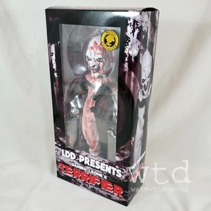 LDD Living Dead Puppe GESCHENKE * BLOODY TERRIFIER * Art the Clown versiegelt - Bild 1 von 2