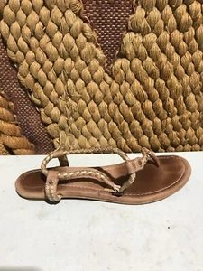Sandalia Tanga Frye Madison Trenzada Para Mujer Cuero Tostado Dorado Talla 9 EE. UU. - Imagen 1 de 7