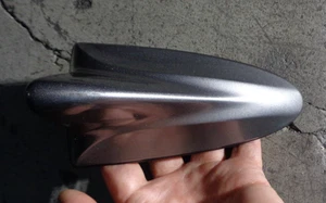 2011-2015 Hyundai Elantra Roof Radio Antenna Titanium Gray Metal 96210-3X000N5S - Picture 1 of 3