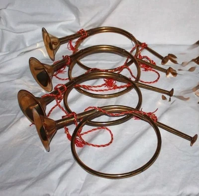 Vintage Brass Horn Decor  Lot 4 Pieces 12" Farmhouse Christmas - Image 1 of 4
