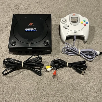 Sega Dreamcast Console - Sports Edition Black w/ Cables Controller Tested - Image 1 of 4