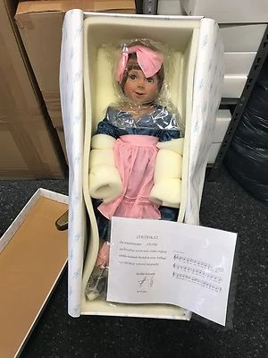 Größle Schmidt Porzellan Puppe 60 cm. Top Zustand  - Bild 1 von 4