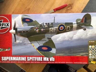 Airfix 1:24 50141 Supermarine Spitfire Mk Vb - Modellbausatz Flugzeug Bausatz - Bild 1 von 4