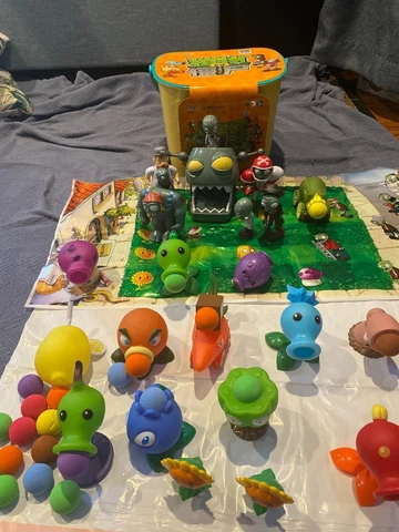 Plants V Zombies Toys 20pcs t ball Action Figurines Set Game with bucket include Cover