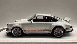 Porsche Singer DLS Pearl White And Gold Limited To 10 Pieces. - Picture 1 of 20