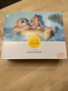 Galleggiante tubo nuoto bradipo gigante gonfiabile Target Sun Squad nuovo con scatola 6,75 piedi - Foto 1 di 2