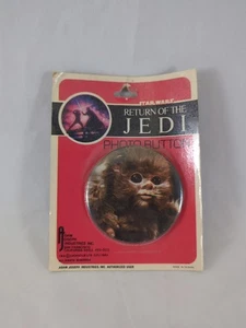 Star Wars Return of the Jedi 1983 ROTJ BOTÓN FOTO EWOK NUEVO Ver estado - Imagen 1 de 6