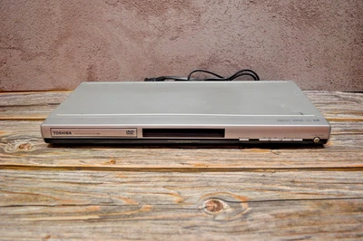 DVD player Toshiba SD-3990SU cinema digital progressivo Dolby Digital DIVX DTS - Imagem 1 de 4
