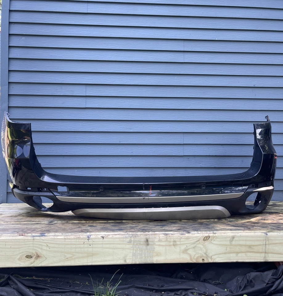 OEM 2014 - 2016 BMW X5 F15 REAR BUMPER BLACK #668 *NOTE * - Image 1 of 4