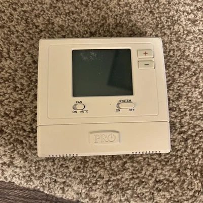 Pro1 IAQ T771 Non-Programmable Heat Only or Cool Only Thermostat - READ DESCRIP. - Image 1 of 4