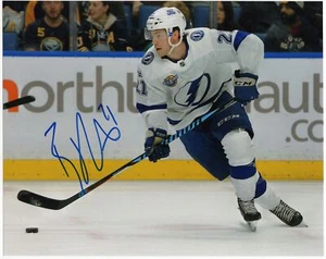 2022-23 Autographed Picture Away Brayden Point Auto #21 Tampa Bay Lightning - Bild 1 von 2