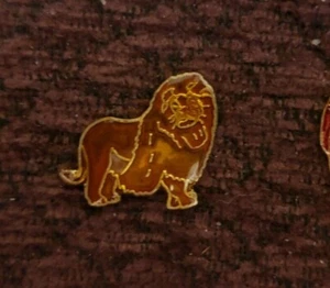 Vintage Enamel Lion Brown/Golden Small Hat Pin Size 3/4" tall x 1" wide - Picture 1 of 1