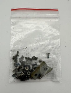 Schrauben Set aus Medion Akoya E6234 - Bild 1 von 2