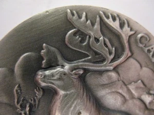 1-OZ. LONGINES WILDLIFE STERLING CARIBOU COIN SANTA'S REINDEER UNC + GOLD - Bild 1 von 1