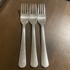 3 Dinner Fork IKEA Dragon 22185 Stainless Glossy Plain End Tips Up - Picture 1 of 3