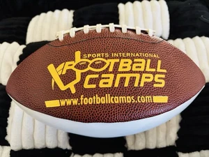 Sports International FOOTBALL CAMPS FULL SIZE Football 5 Autographs Unknown 😎 - Picture 1 of 5