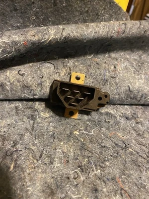 INTERRUPTOR INTERMITENTE CHEVROLET CORVAIR 1960-1961-1962-1963-1964-NUEVO-3765110 Foto 1 de 3