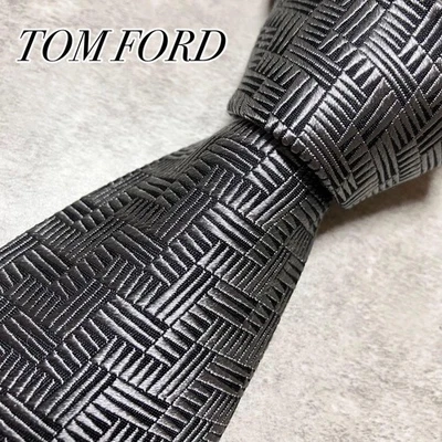 Cravatta Tom Ford argento nero spina di pesce 100% seta Made in Italy - Immagine 1 di 4