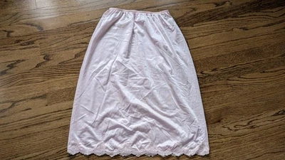 Vtg Warner's SHINE ON Medium Nylon Half Slip RARE Antron III 1980s 80s NWOT PINK - Image 1 of 4
