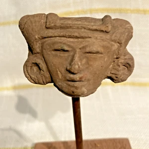 Fine Pre-Columbian Head Pottery Fragment Mounted Wood Stand - Picture 1 of 13