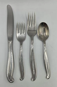 4pc Set Of Wallace MODERNAIRE Stainless Glossy Silverware CHOICE Flatware Used - Picture 1 of 3