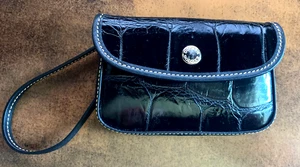Dooney and Bourke Black "Croc" Leather Wristlet Button Snap Wallet NEW w/no tags - Picture 1 of 8
