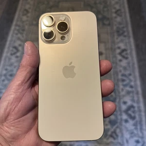 Smartphone Apple iPhone 16 Pro Max 256 Go Desert Titanium eSIM débloqué - Photo 1 sur 6